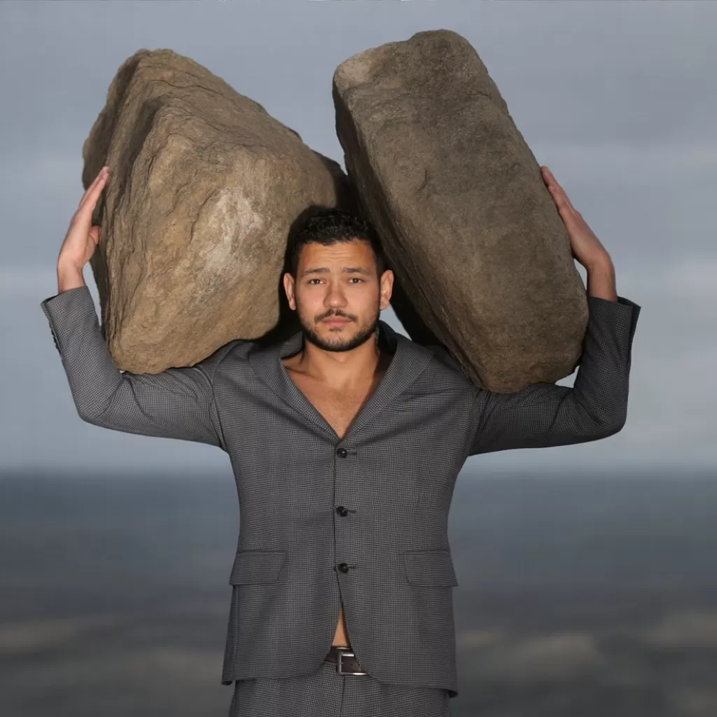 انتاج اربع صور عالية الدقة باستخدام نماذج الذكاء الاصطناعي