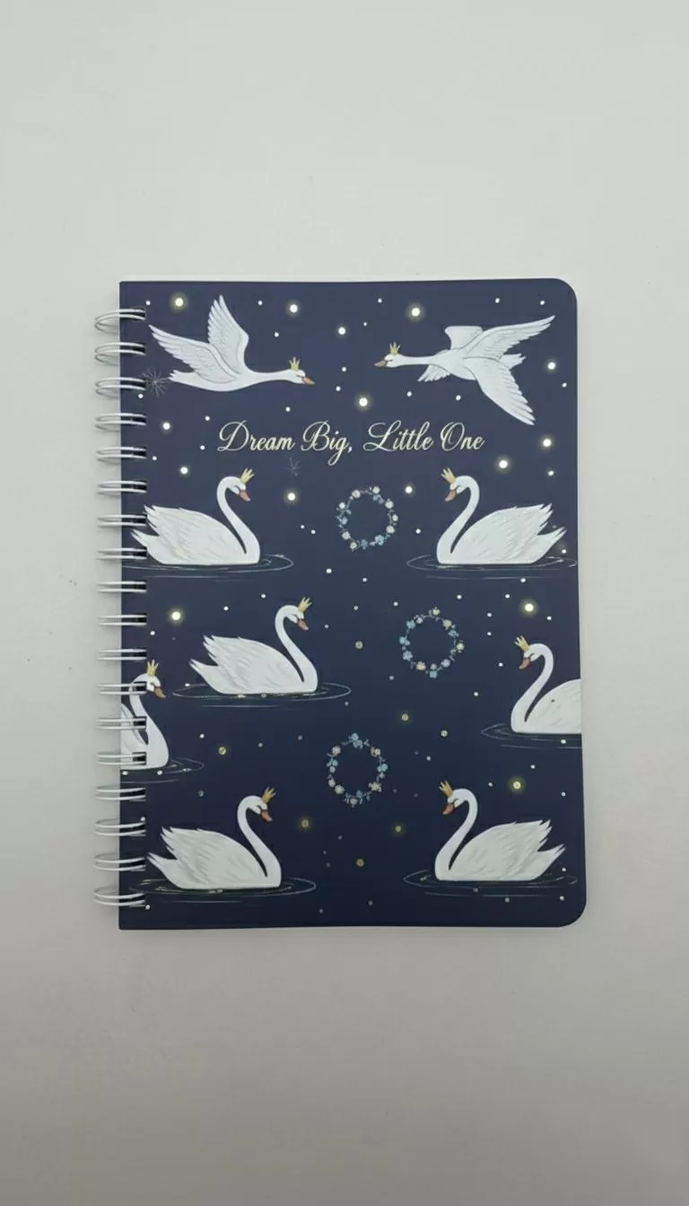 انا سوف اصمم لك اغلفة كتب ودفاتر يومية