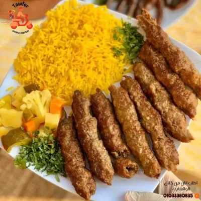 أقوم بتصميم منشورات سوشيال ميديا