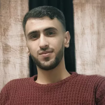 مبرمج مواقع ويب بLaravel